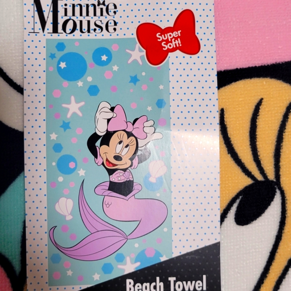 Minnie mouse towel